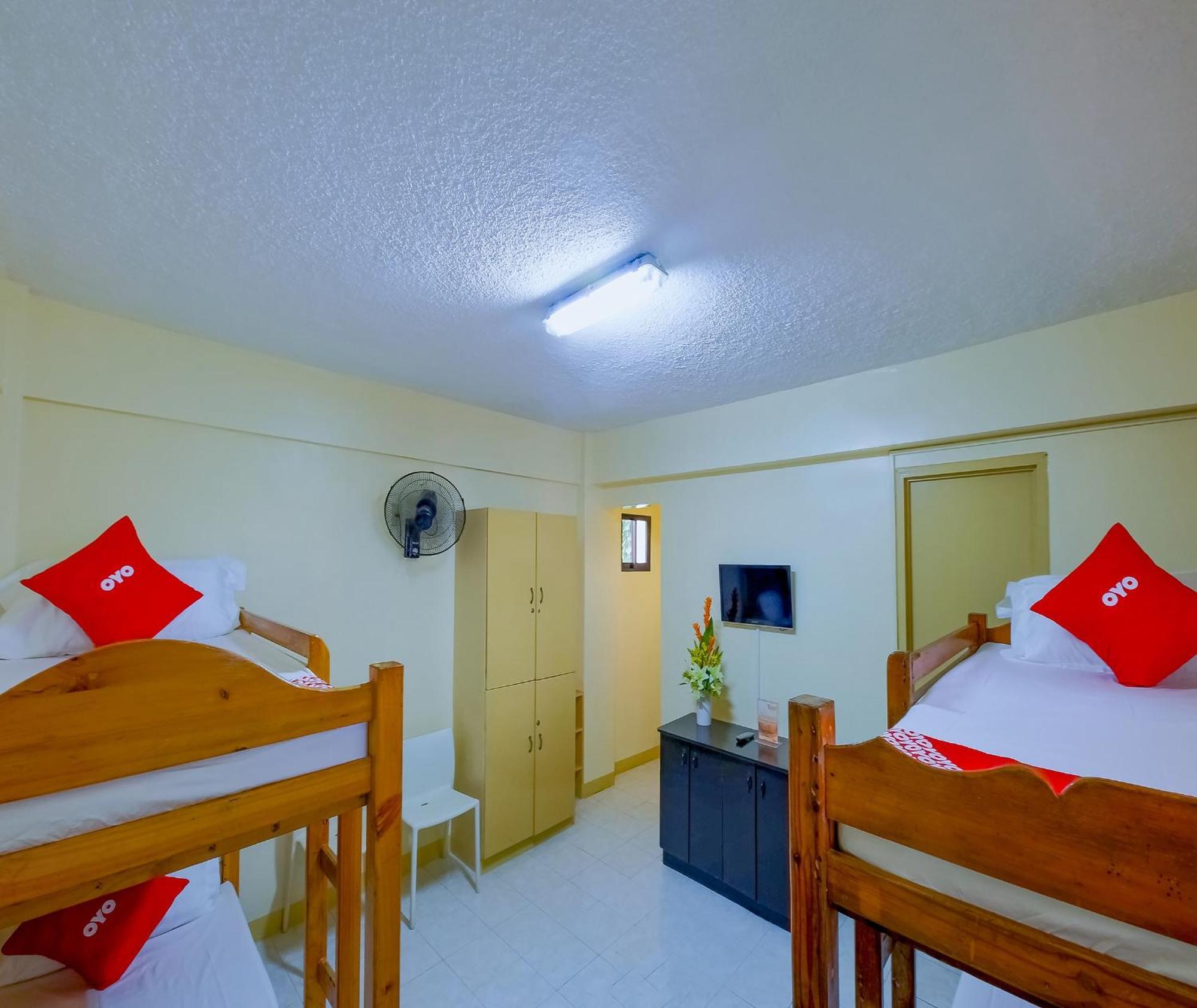 Oyo 840 Orangenest Apartelle Manila Exterior foto