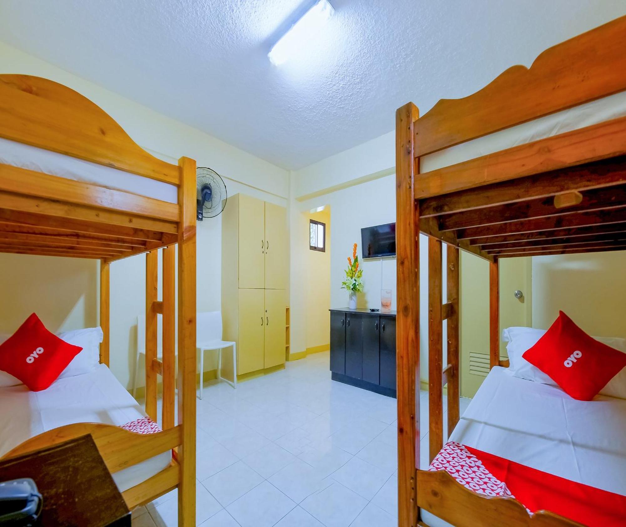 Oyo 840 Orangenest Apartelle Manila Exterior foto